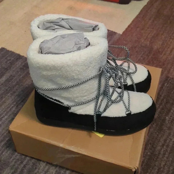 Portland Boot Company Women's Faux Shearling Winter Boots - Picture 3 of 6